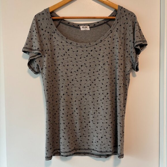 MADE IN CANADA - Flutter Sleeve, Scoop Neck Bamboo Top - Pretty Crow Print - Picture 1 of 11